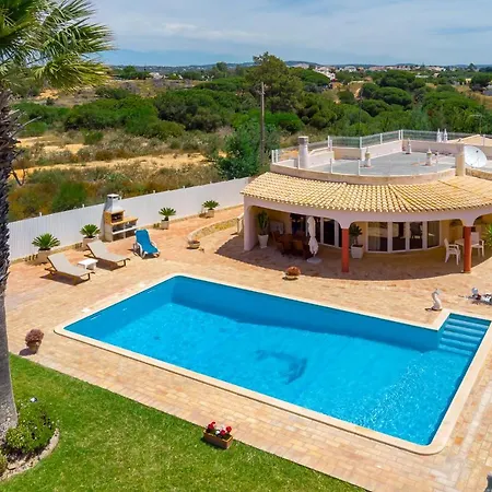 Dolce Villa *