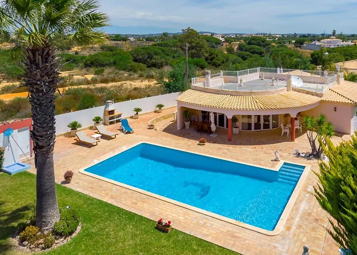 Dolce Villa *