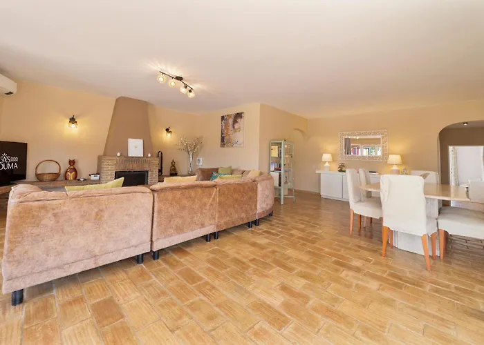 Dolce Villa *